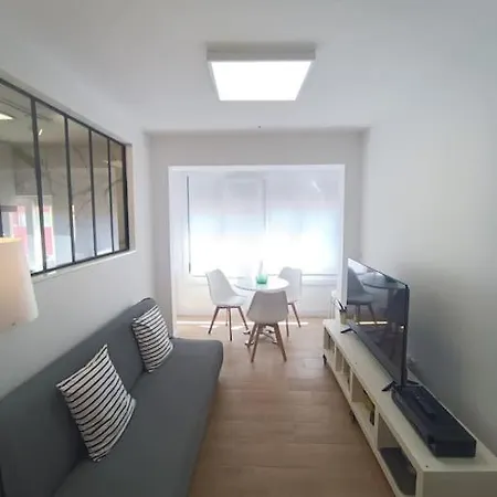 Sardinero Plaza דירה *